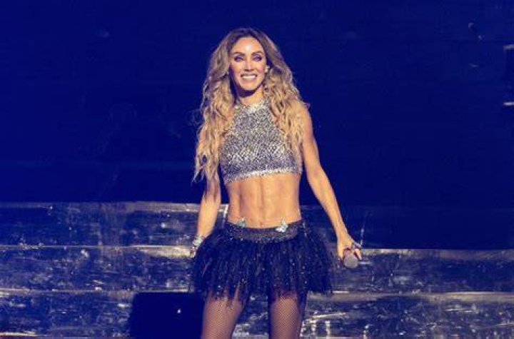 Anahi Anahi